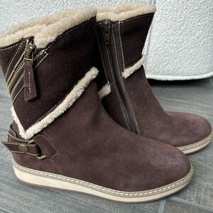 NEW White Mountain Brown Boots